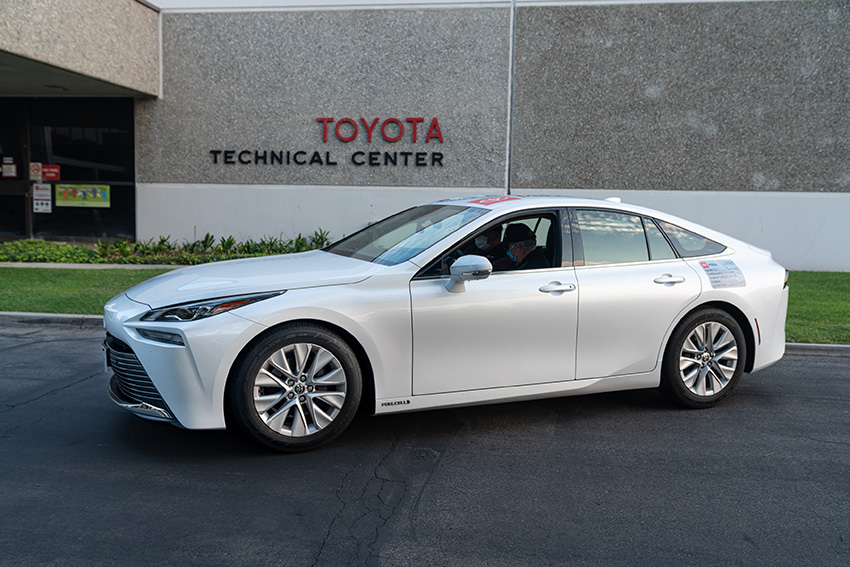 Nuevo Guinness World Records™ para el Toyota Mirai con un depósito de hidrógeno: 1.360 km