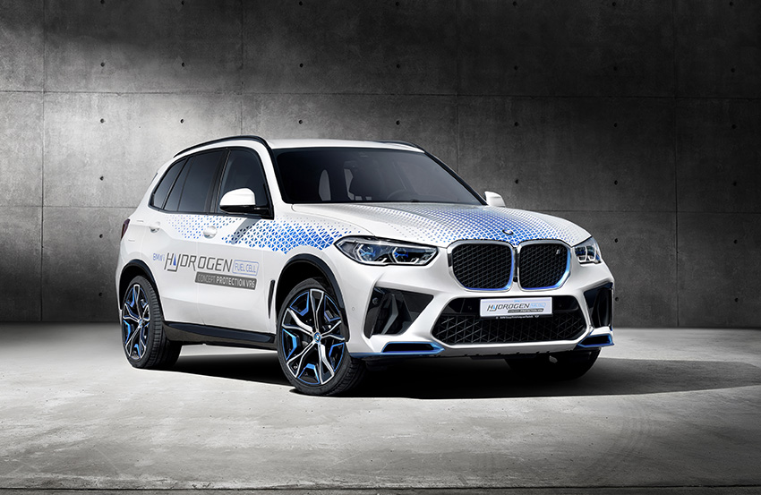 El BMW Concept iX5 es el primer coche de hidrógeno que consigue la certificación internacional como vehículo de seguridad