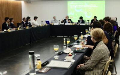 Desayuno de trabajo del CEU sobre fondos NextGenerationEU e hidrógeno verde para la industria