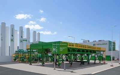 Iberdrola encarga a Schneider Electric que aumente el rendimiento y la eficiencia de Puertollano, la mayor planta de hidrógeno verde de Europa