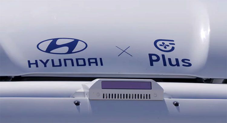 Hyundai y Plus.
