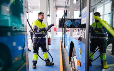 Madrid pone en marcha su primera hidrogenera para autobuses de la EMT