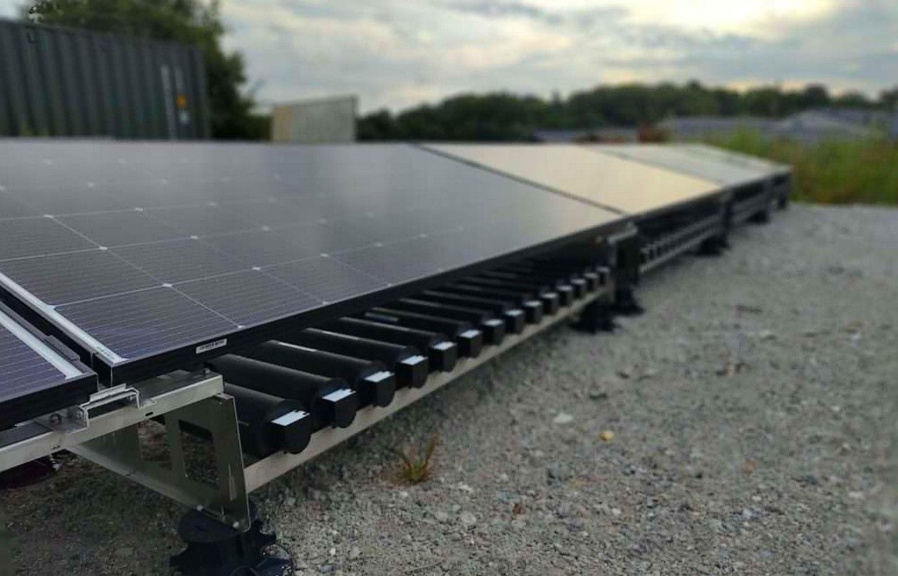 Bélgica estrena el primer parque solar del mundo que también genera hidrógeno sin agua líquida
